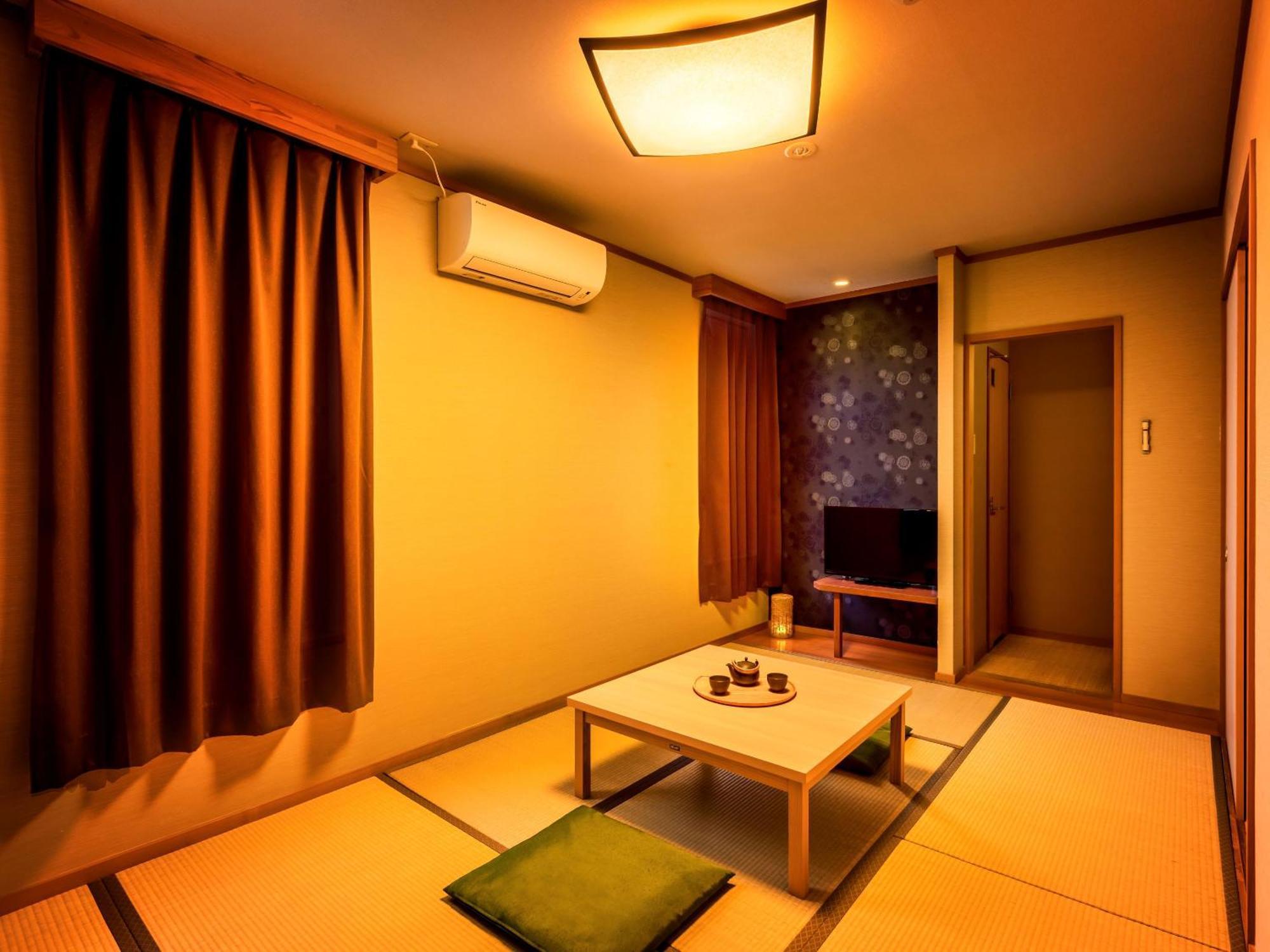 Hotel Ooedo Onsen Monogatari Premium Toba Saichoraku Esterno foto